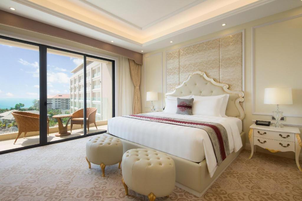 Vinoasis Phu Quoc Hotel Bien Hoa Luaran gambar