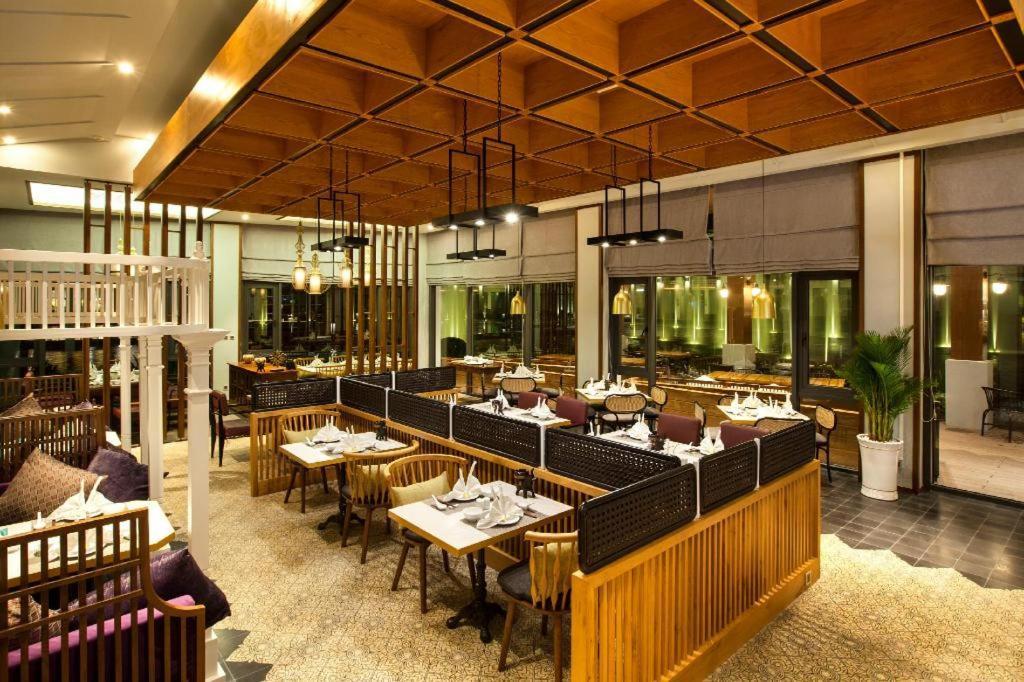Vinoasis Phu Quoc Hotel Bien Hoa Luaran gambar